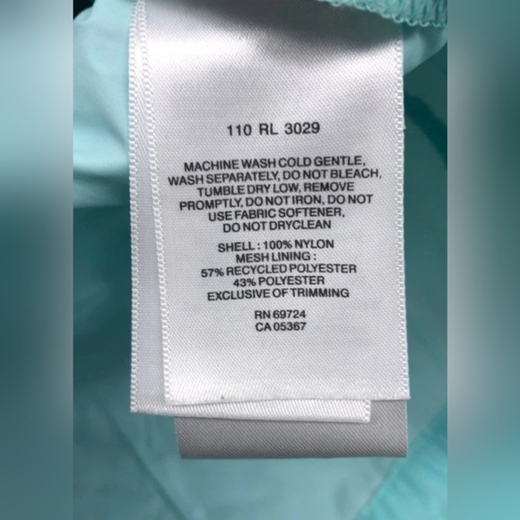 Columbia Full Zip Women's Windbreaker Packable Hidden Hood Size L New MSRP $54.9 - Picture 8 of 8